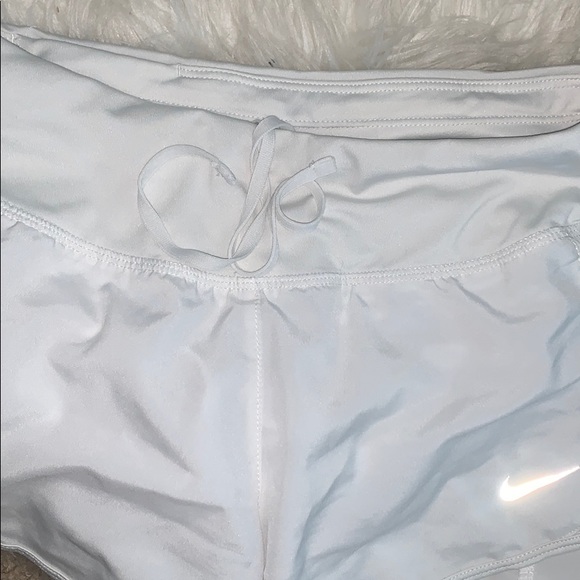 Nike white🤍 dri-fit shorts - Picture 3 of 6